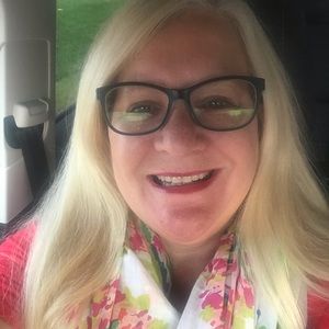 Meet your Posher, Ellen